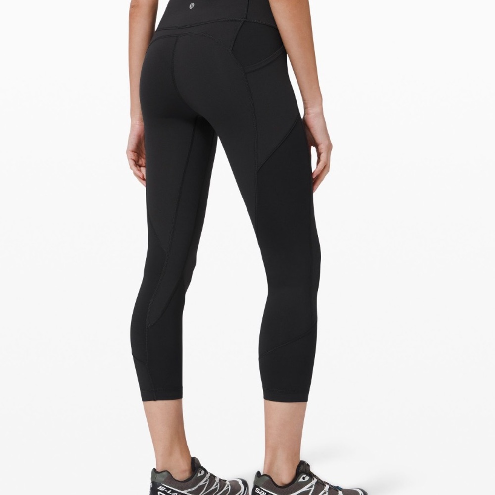All the right places 23” lululemon leggings